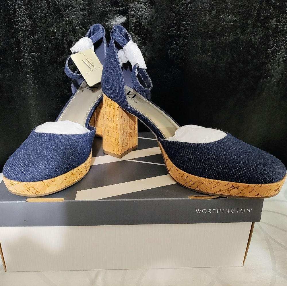 Worthington Women's Denim Platform Heels size 9 or 10 Brand New
